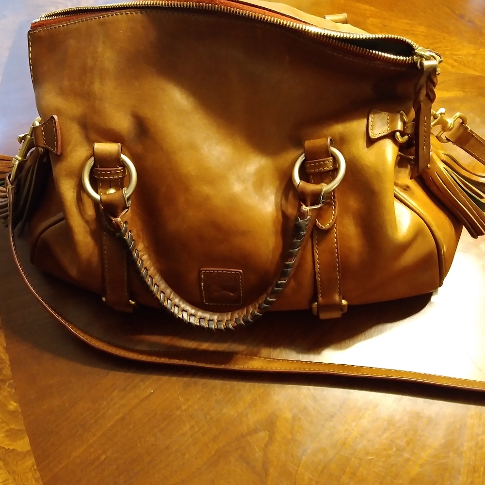 Large Dooney Florentine satchel
